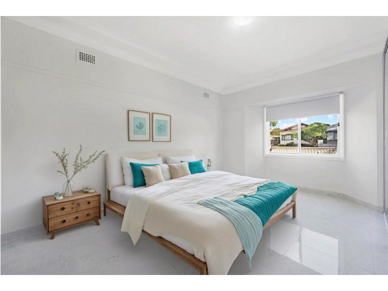 37 Bradman St, Merrylands NSW 2160