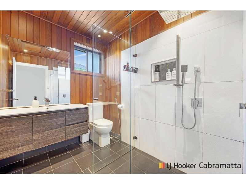 140 Hollywood Dr, Lansvale NSW 2166