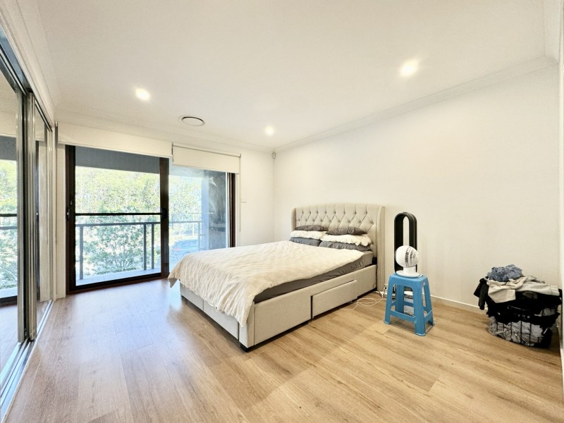 64 Faulkner Way, Edmondson Park NSW 2174