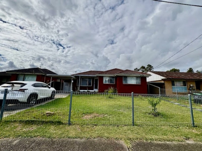 3 Glenlea, Canley Heights NSW 2166