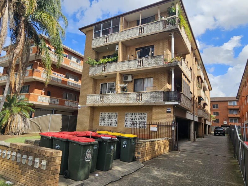 11/25 Park Rd, Cabramatta NSW 2166