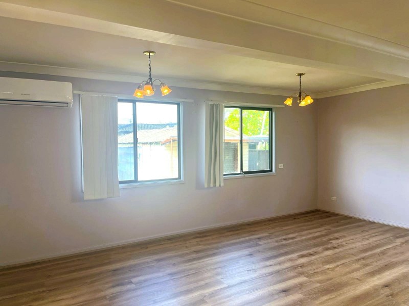 9 Williamson Crescent, Warwick Farm NSW 2170