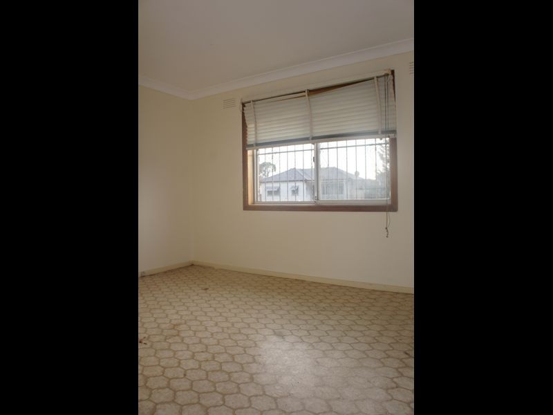 83 Jasmine Crescent, Cabramatta NSW 2166