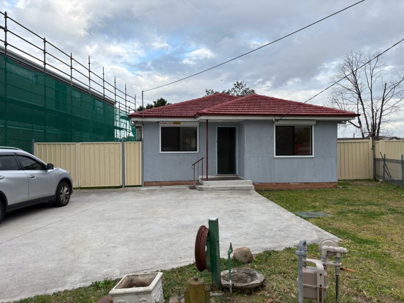 10 Lister Avenue, Cabramatta West NSW 2166