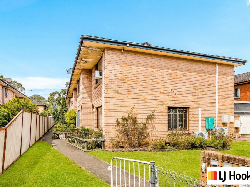 6/262 River Avenue, Carramar NSW 2163