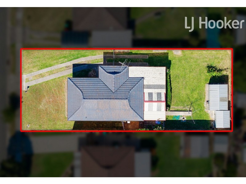 7 Woodlands Avenue, Bossley Park NSW 2176