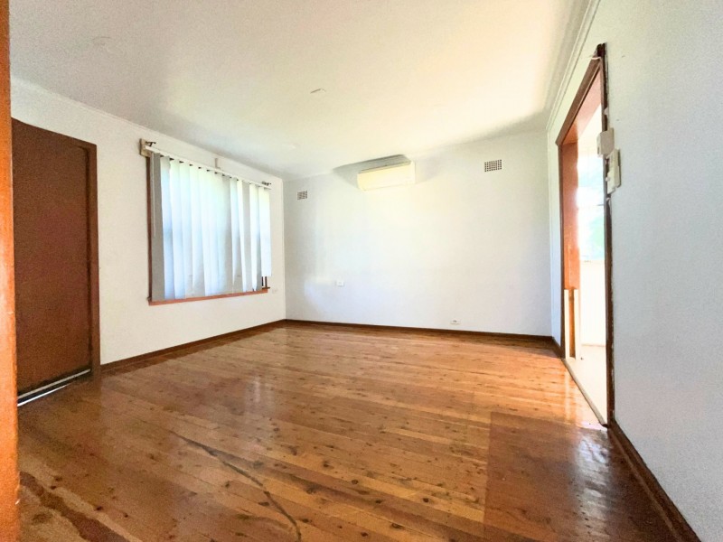 48 ROMNEY CRESCENT, Miller NSW 2168