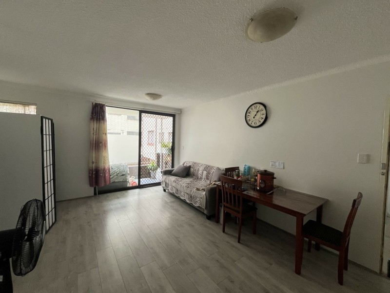 20/39 York Street, Fairfield NSW 2165