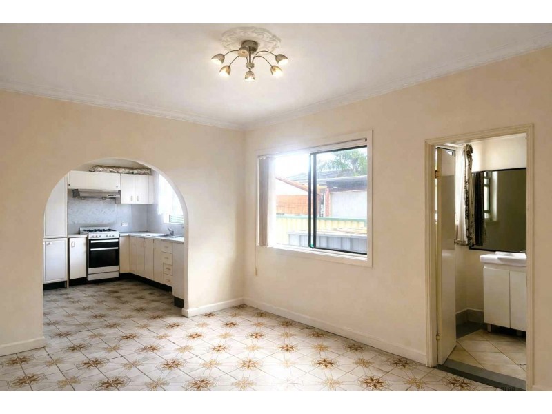 96 Sackville Street, Fairfield NSW 2165