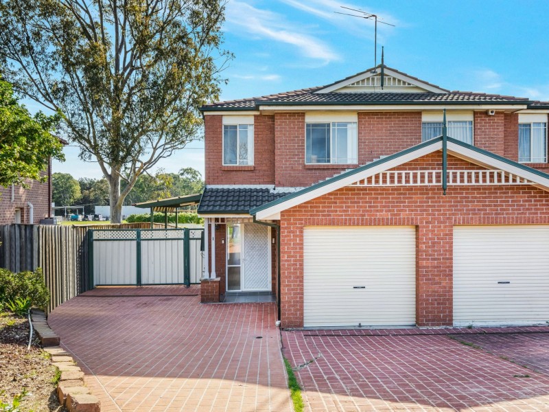 3B Palm Close, Green Valley NSW 2168