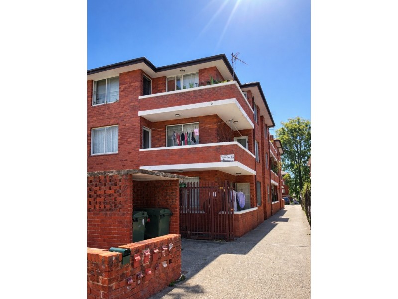 8/21 Hughes St, Cabramatta NSW 2166