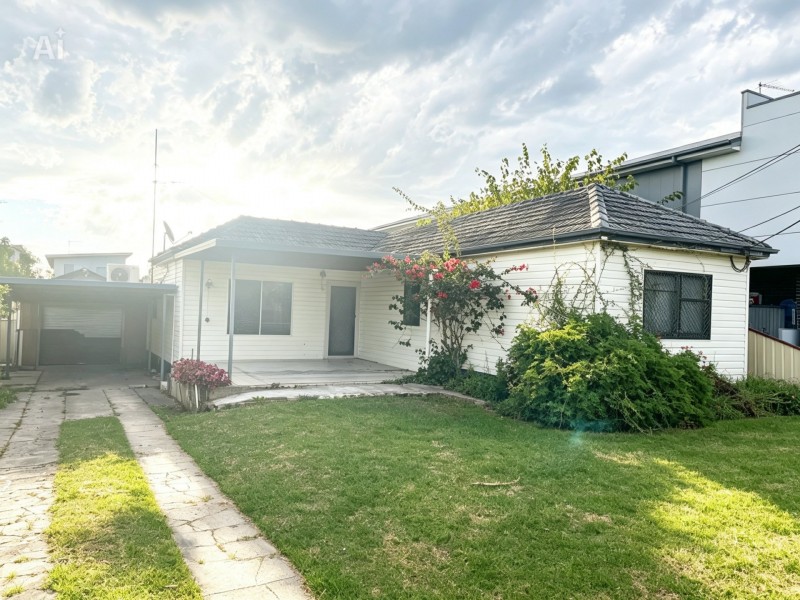 15 Boyd St, Cabramatta West NSW 2166