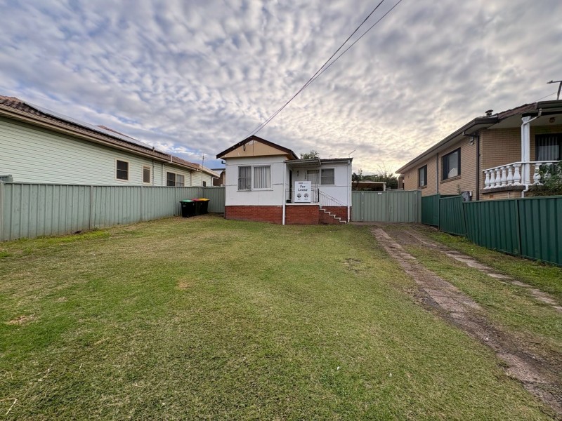 139 The Boulevarde, Fairfield West NSW 2165