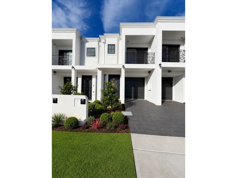 6B Malouf street, Canley Heights NSW 2166