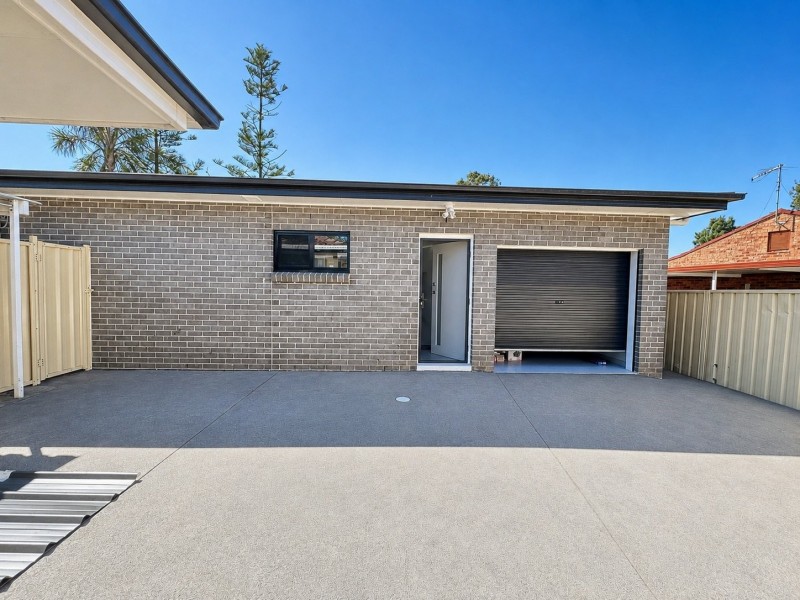 7 Sampson Place, Rosemeadow NSW 2560