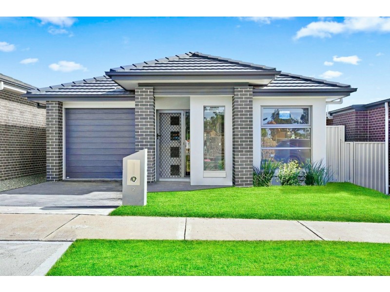 245 Seventh Ave, Austral NSW 2179