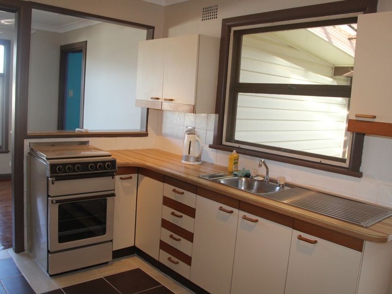 43 Jasmine Crescent, Cabramatta NSW 2166