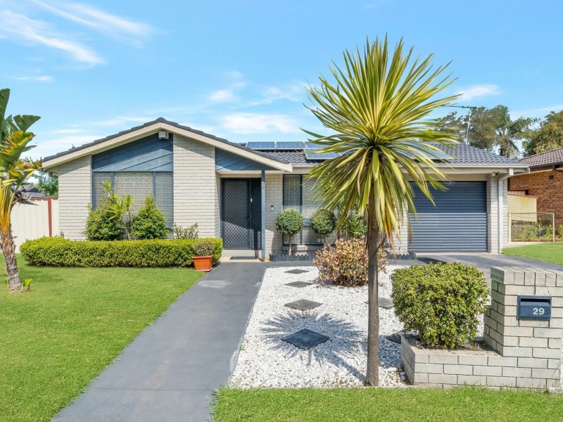 29 Whitlam Avenue, Edensor Park NSW 2176