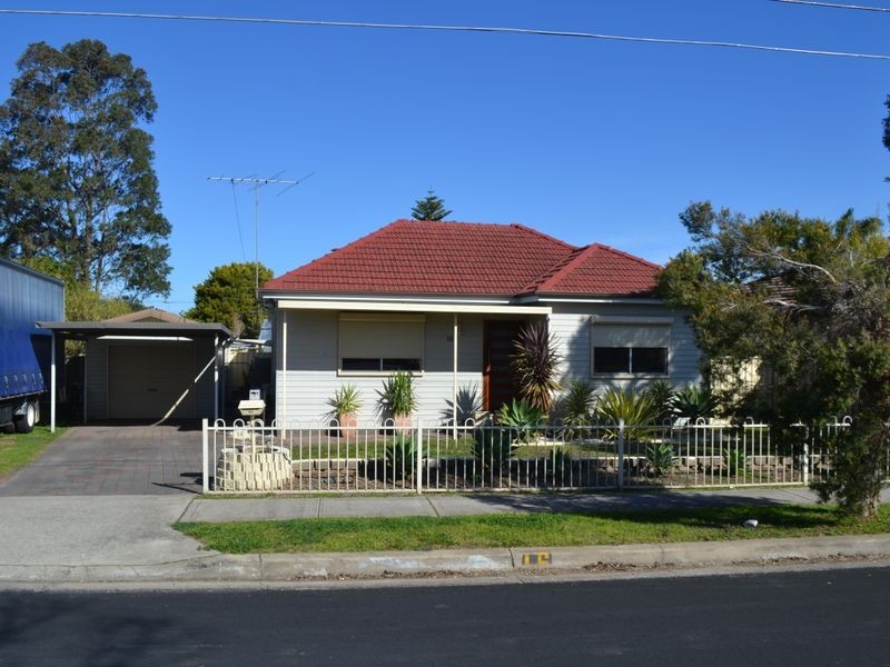 16 Margaret Street, Fairfield West NSW 2165