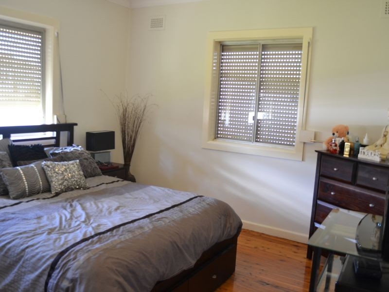 16 Margaret Street, Fairfield West NSW 2165