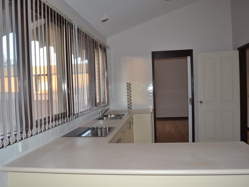 2 The Ridge, Lansvale NSW 2166