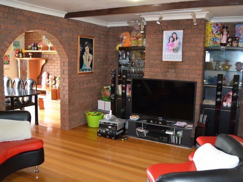 8 Lalich Avenue, Bonnyrigg NSW 2177