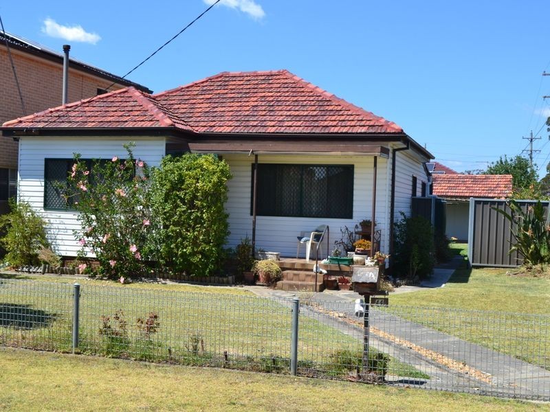 44 Torrens Street, Canley Heights NSW 2166