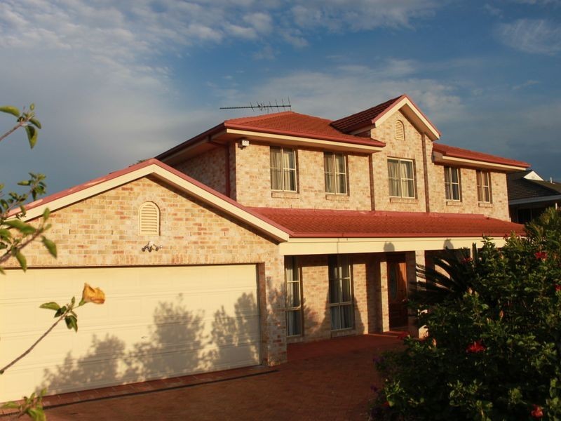 Edensor Park NSW 2176