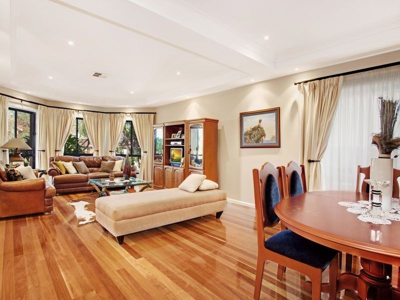 19 Exhibition Parade, Mount Pritchard NSW 2170