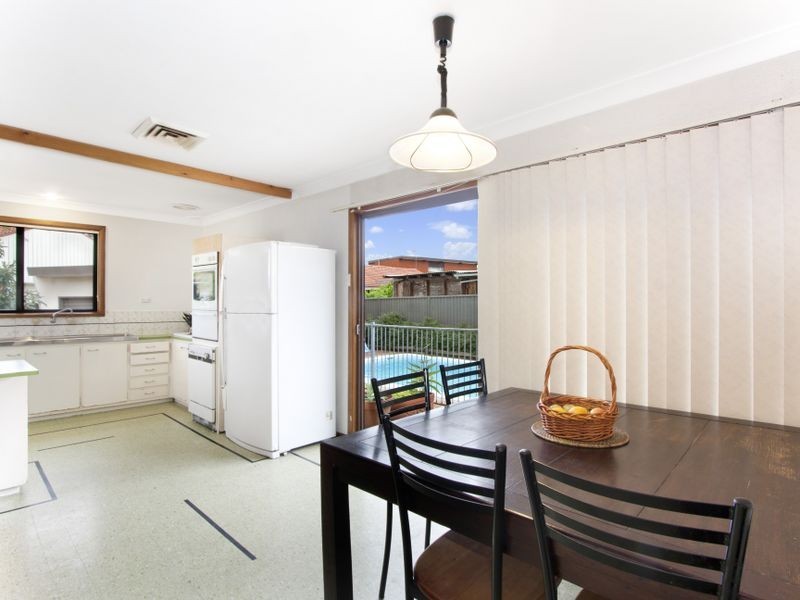 9 Thorn Place, Mount Pritchard NSW 2170