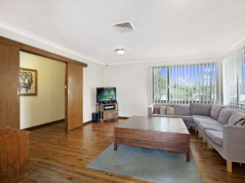 9 Thorn Place, Mount Pritchard NSW 2170