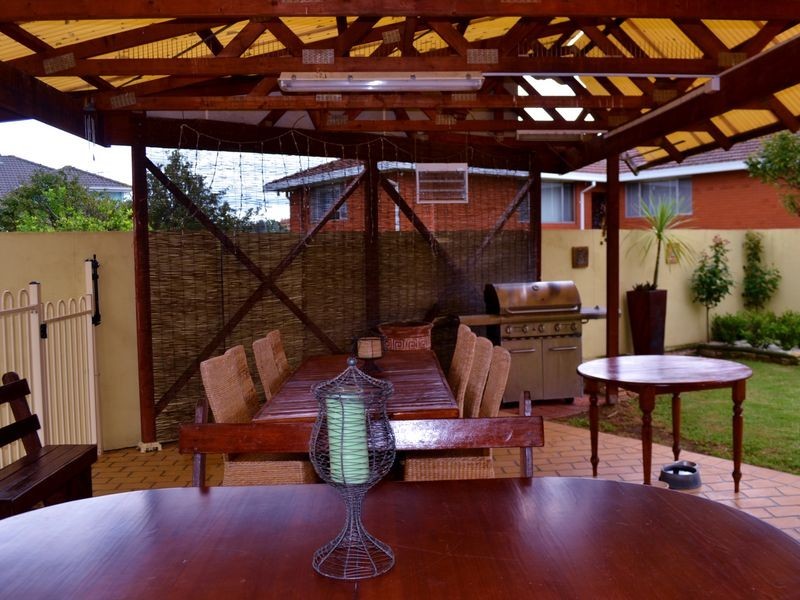 16 Thistle Circuit, Green Valley NSW 2168
