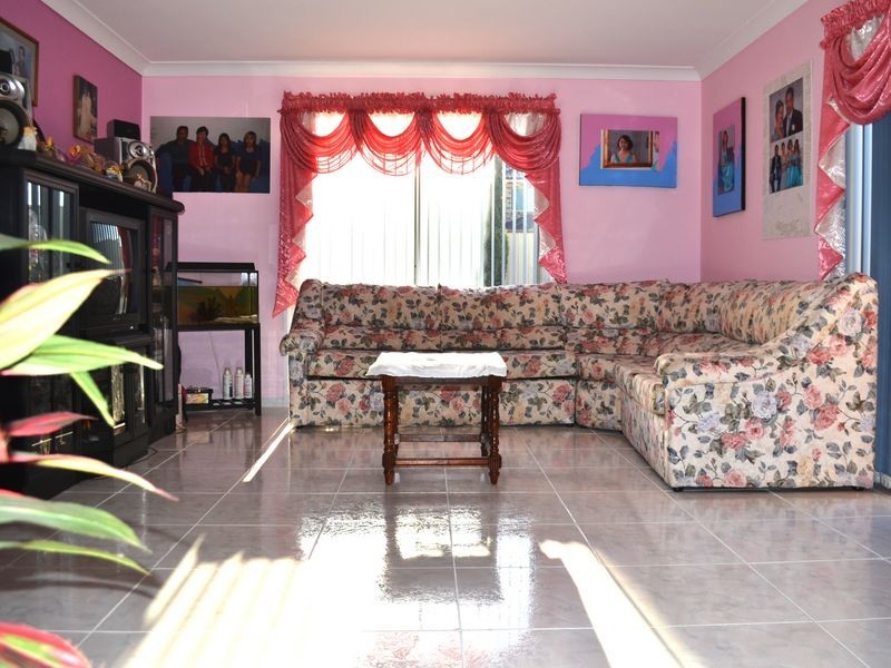 St Johns Park NSW 2176