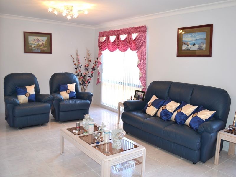 St Johns Park NSW 2176