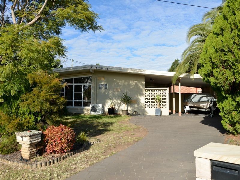 7 Edward Place, Canley Heights NSW 2166