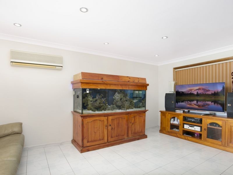 28 Ainslie Street, Fairfield West NSW 2165