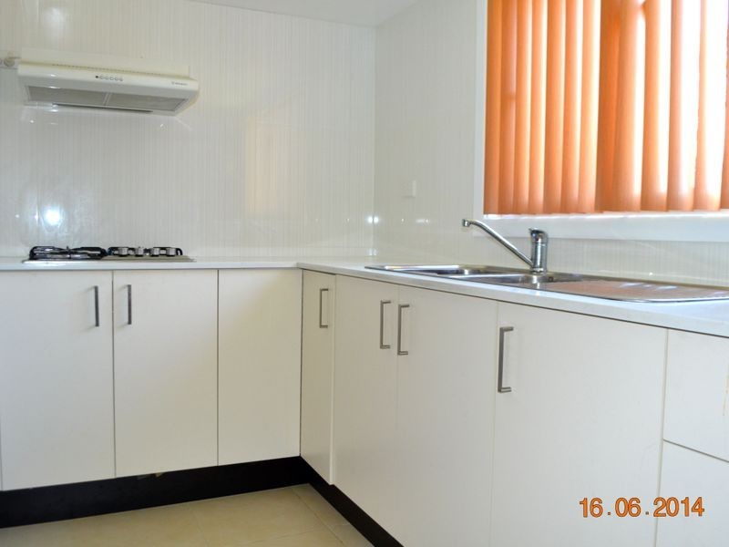 28 Ainslie Street, Fairfield West NSW 2165