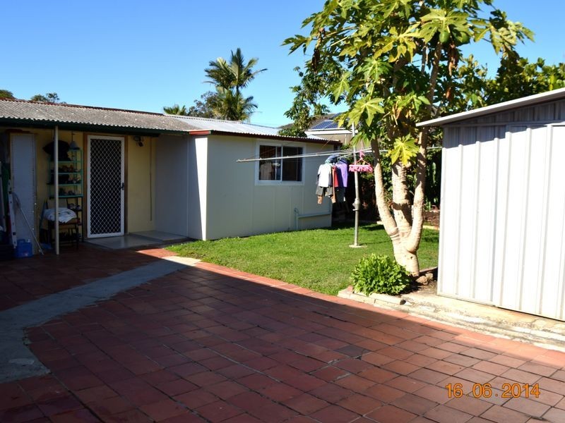 28 Ainslie Street, Fairfield West NSW 2165