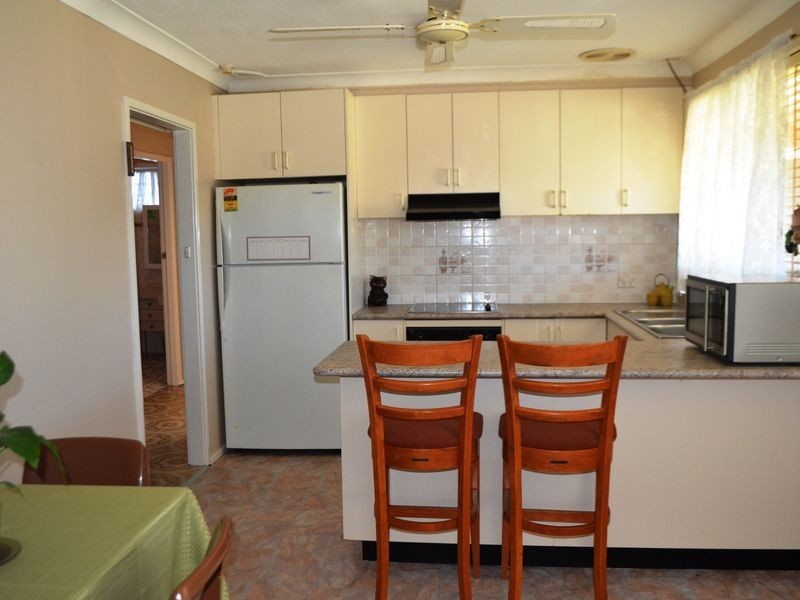 77 AVOCA ROAD, Canley Heights NSW 2166