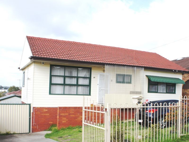 69 Smiths Ave, Cabramatta NSW 2166
