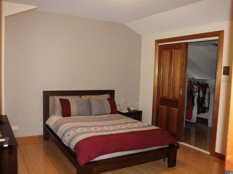 30 San Cristobal Drive, Green Valley NSW 2168