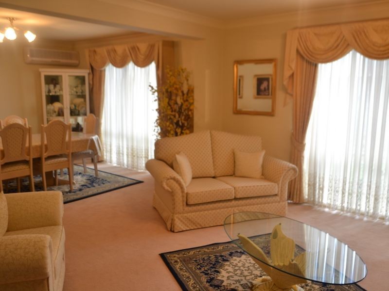 West Hoxton NSW 2171