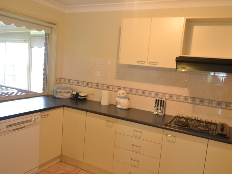West Hoxton NSW 2171
