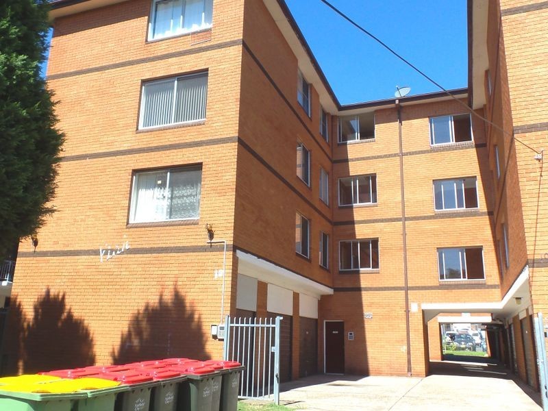 13/8A Fisher Street, Cabramatta NSW 2166