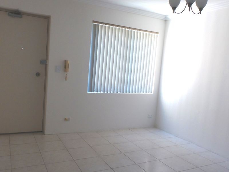 13/8A Fisher Street, Cabramatta NSW 2166