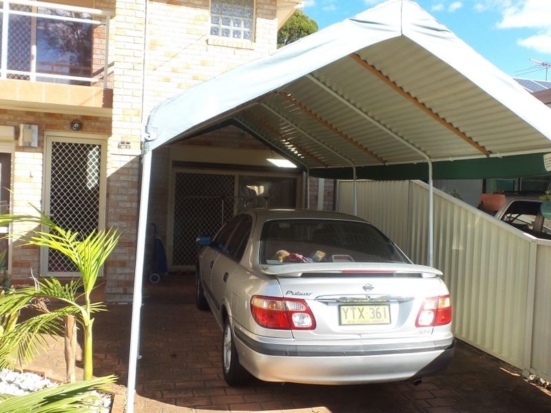 6A Foxlow Street, Canley Heights NSW 2166