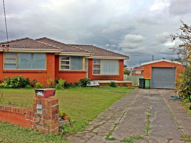 24 Maree Avenue, Cabramatta NSW 2166