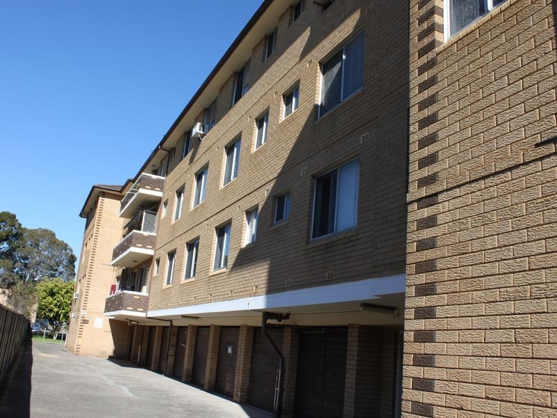 10/60 McBurney Road, Cabramatta NSW 2166