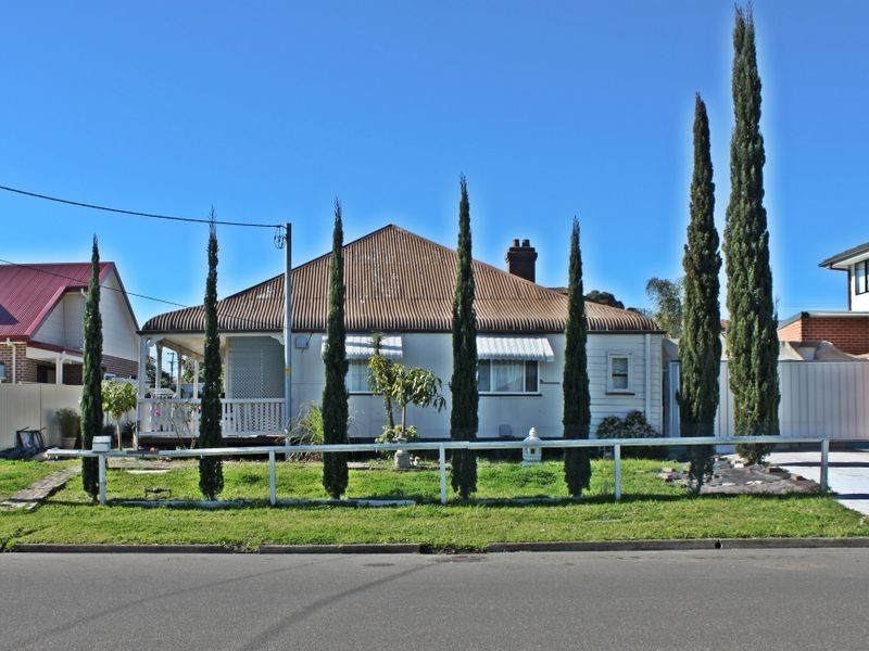 2 Malouf Street, Canley Heights NSW 2166