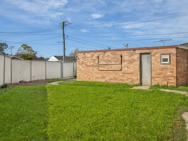 9 Huntley Place, Cartwright NSW 2168